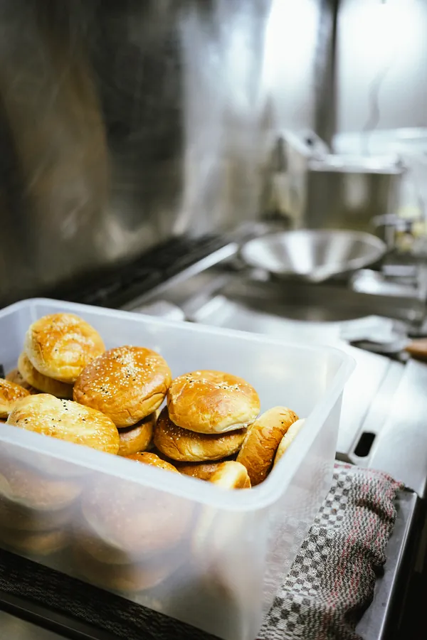 Frisch gebackene Burger-Buns